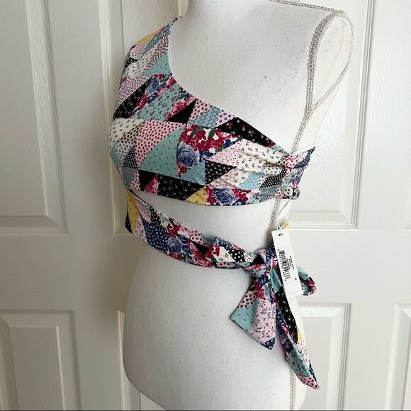 Frankies Bikinis Patchwork Halterneck Bikini Top and Puck Bikini Bottom Medium - Picture 7 of 12